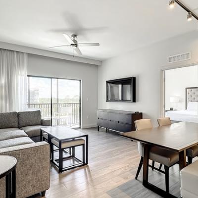 Grove Resort005
